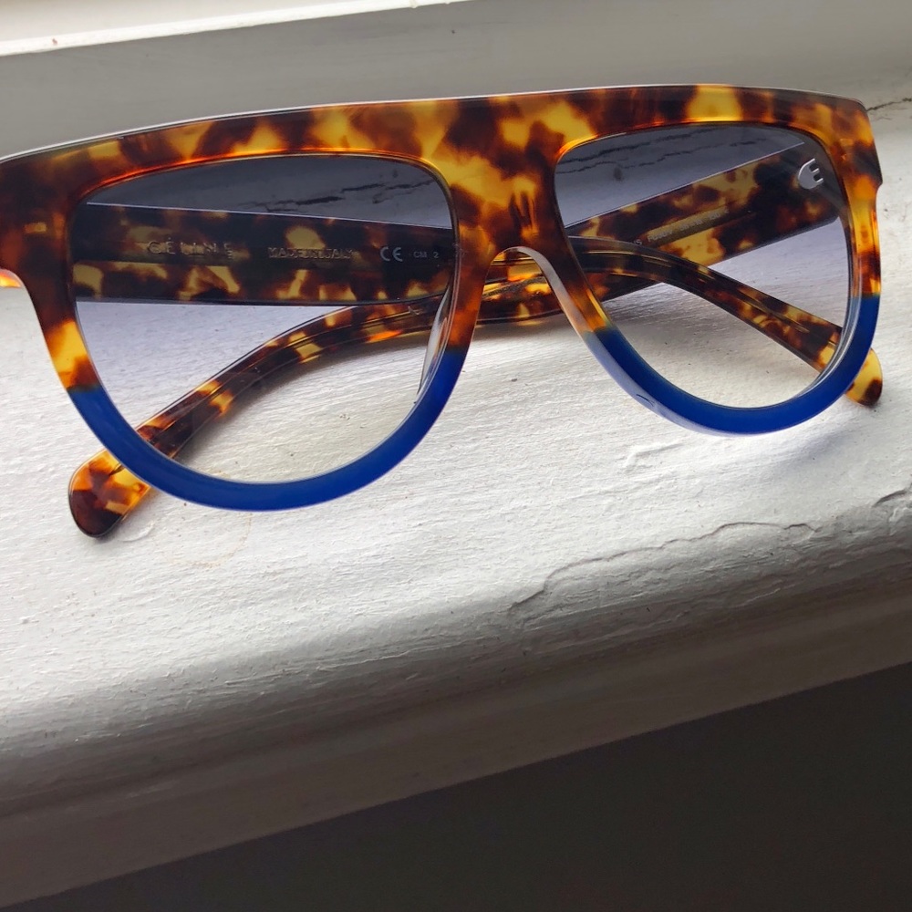 ❌❌‼️SOLD‼️❌❌ Celine flattop sunglasses CL 41026/S